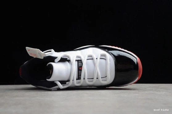 AV2187-160 Low Jordan Concord Retro 11  AV2187-160 Bred Air 0518